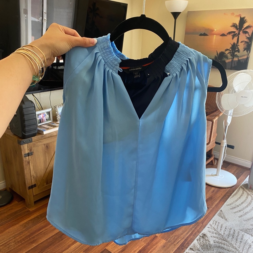 (2) Banana Republic Sleeveless Blouse